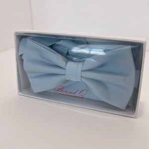 Clip On Bow tie and Pocket Square Light Blue Satin